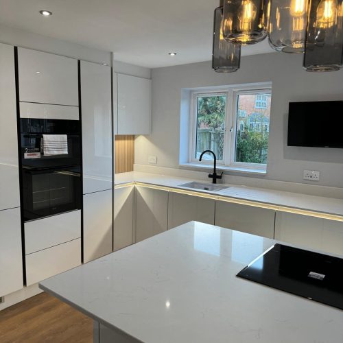 948efb5b-5897-4f2e-9abc-03e00d4e9477